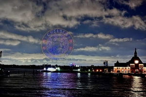 预热世俱杯决赛！无人机灯光秀在曼哈顿展示切尔西队徽