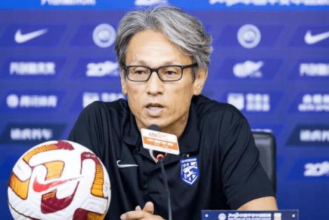 开云-高畠勉：压力致球员未完全发挥 向球迷们表达歉意